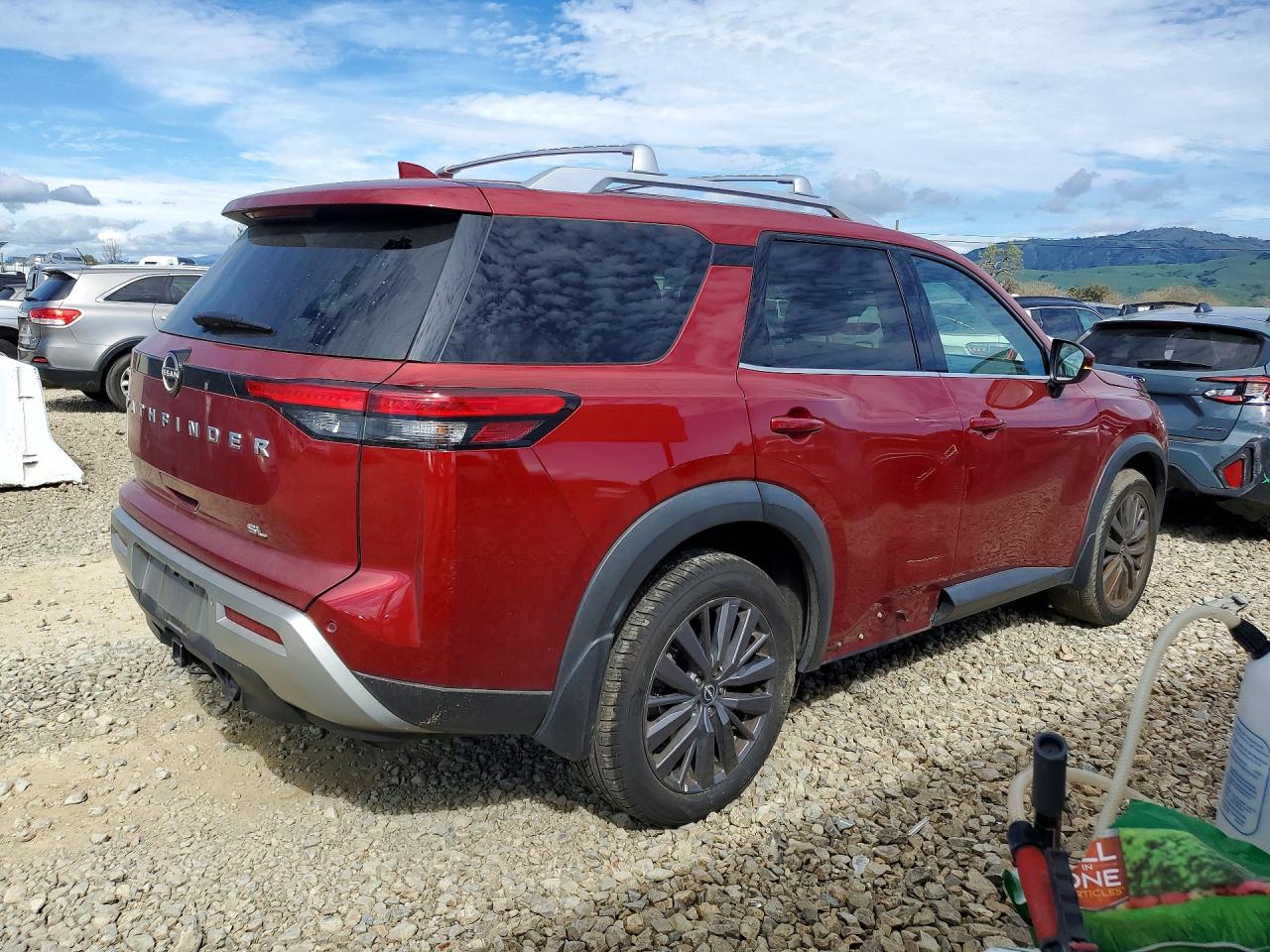 2023 NISSAN PATHFINDER SL photo 3
