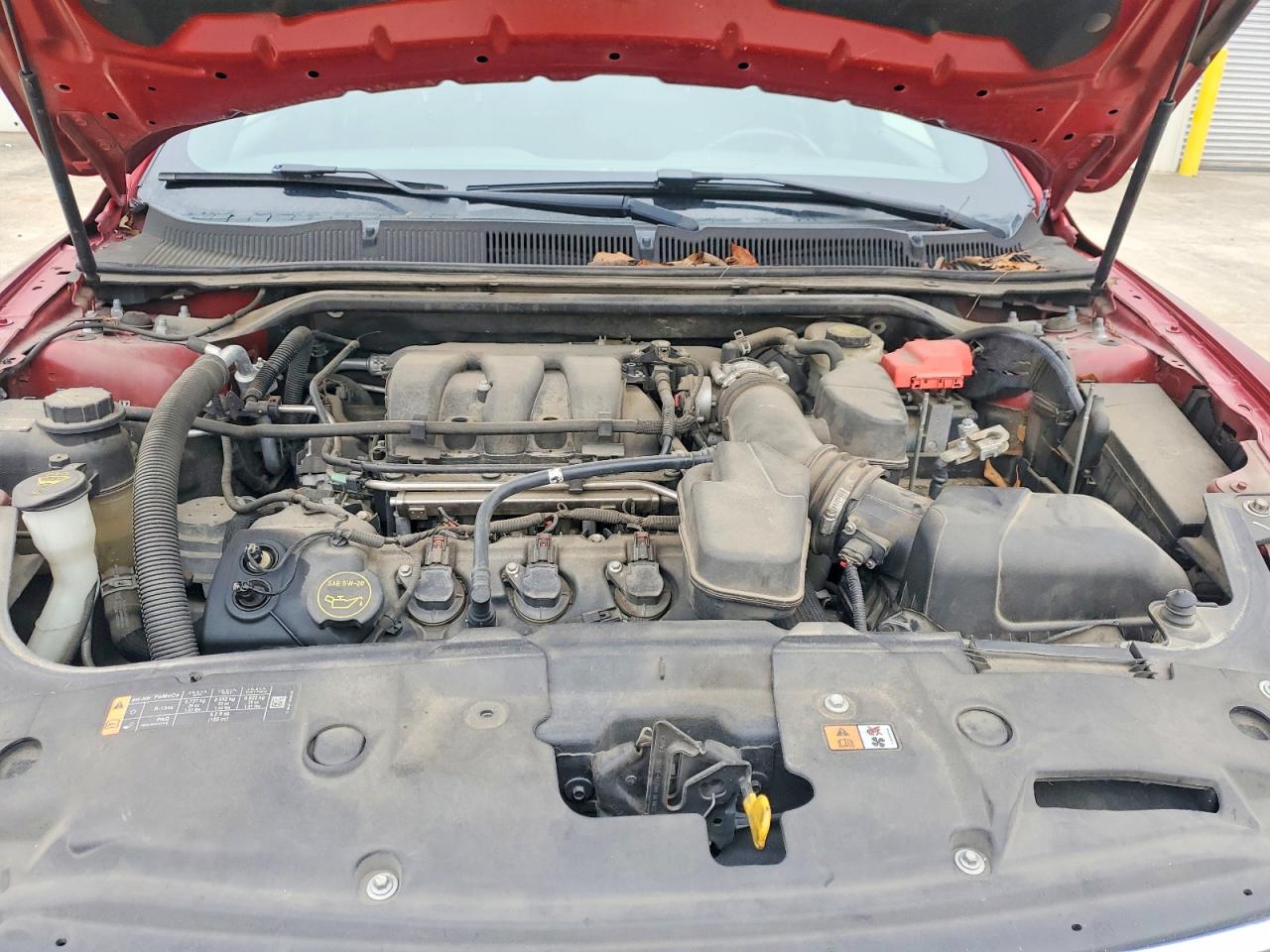 2015 FORD TAURUS SEL photo 11