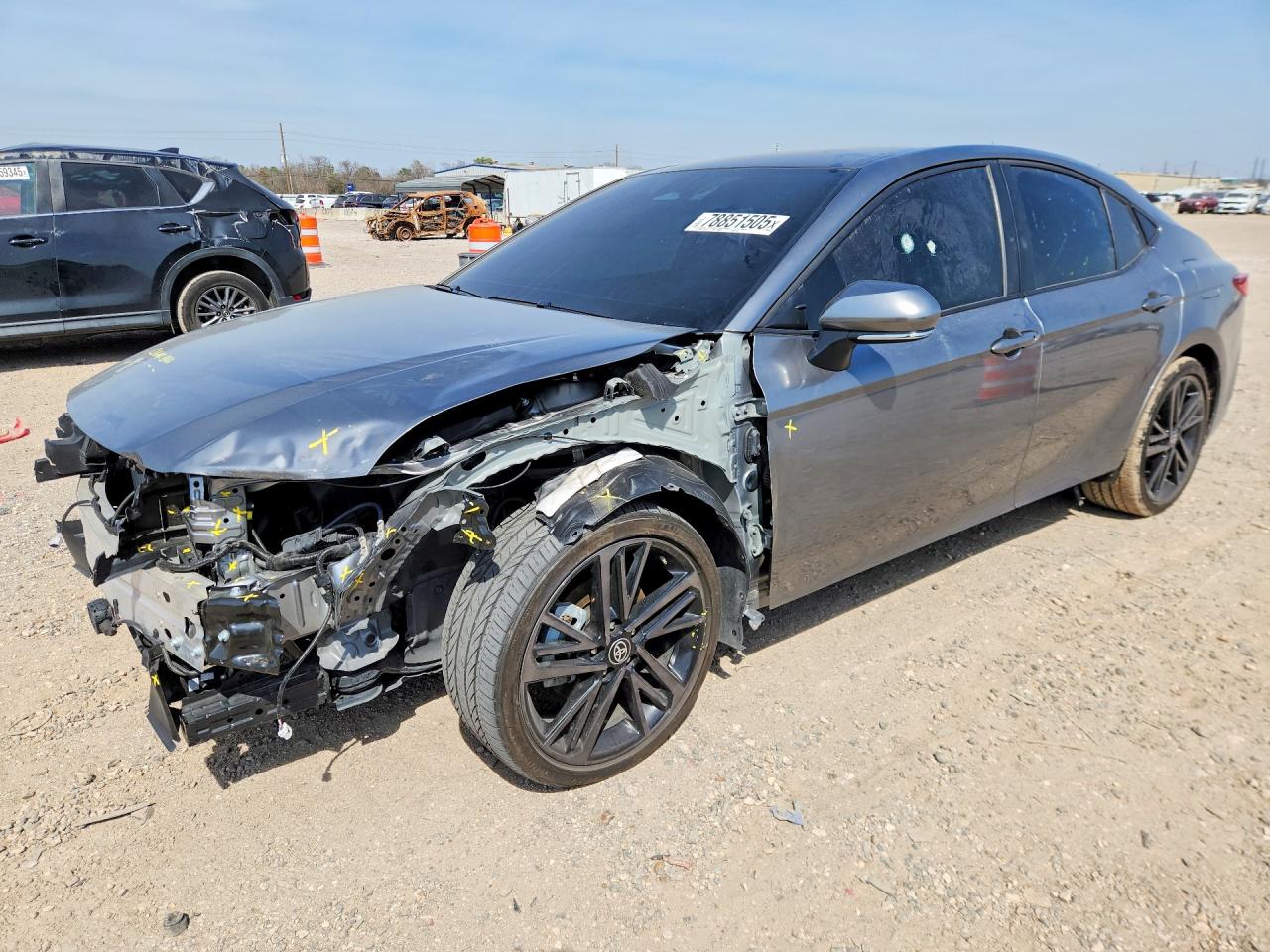 2025 TOYOTA CAMRY