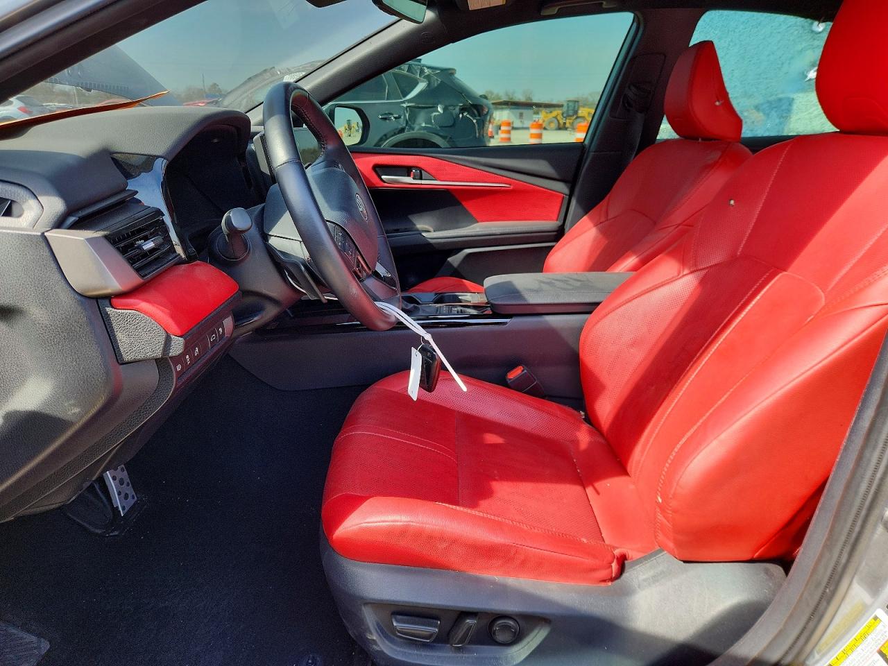 2025 TOYOTA CAMRY XSE photo 7