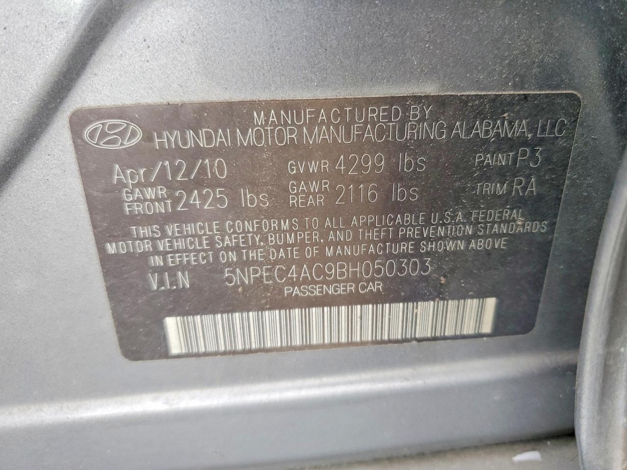 2011 HYUNDAI SONATA SE photo 12