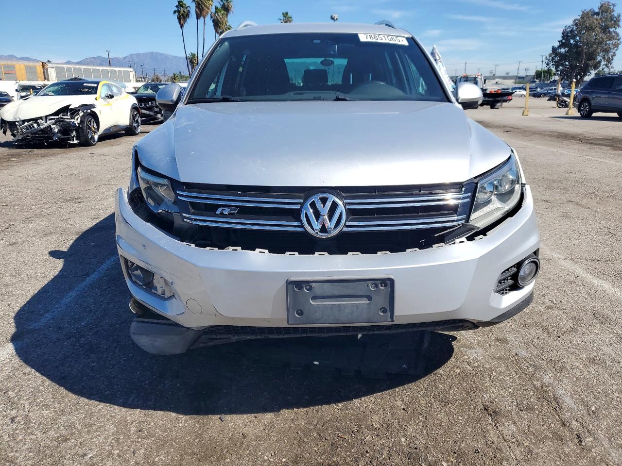 2016 VOLKSWAGEN TIGUAN S photo 9