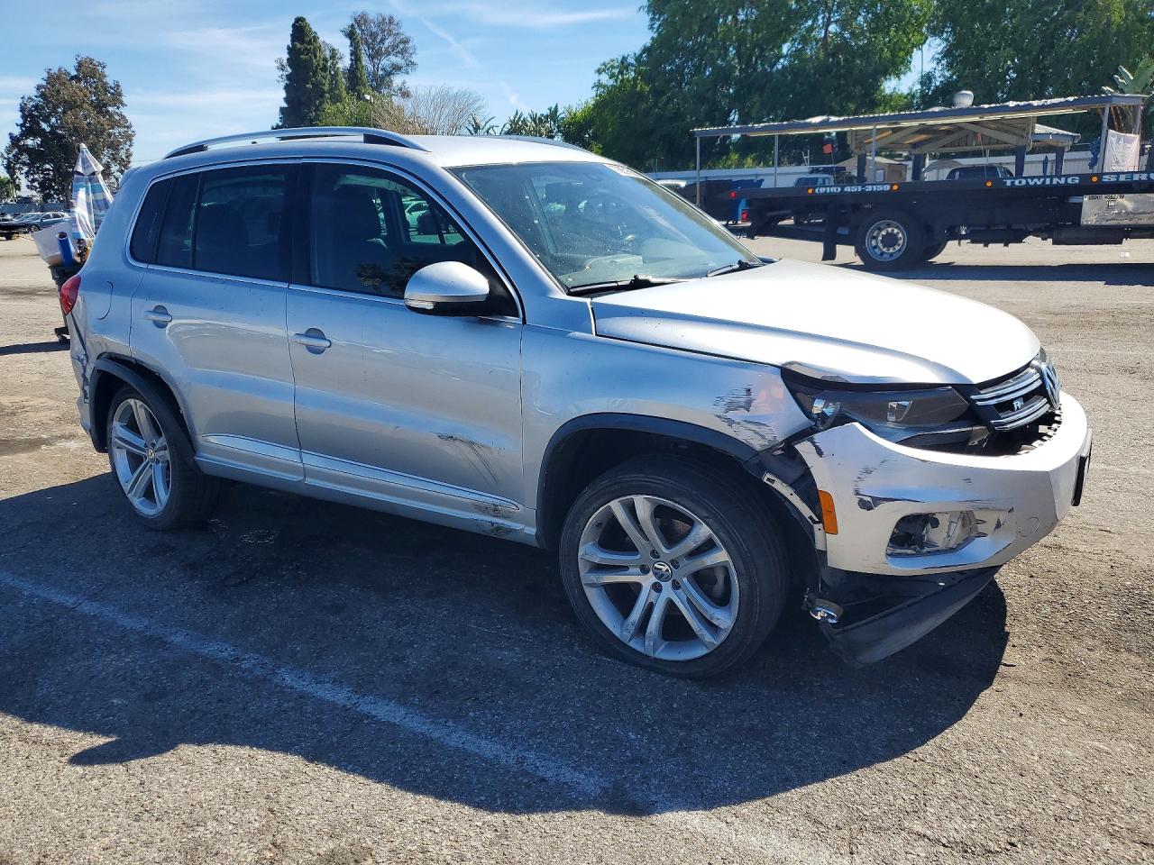 2016 VOLKSWAGEN TIGUAN S photo 7