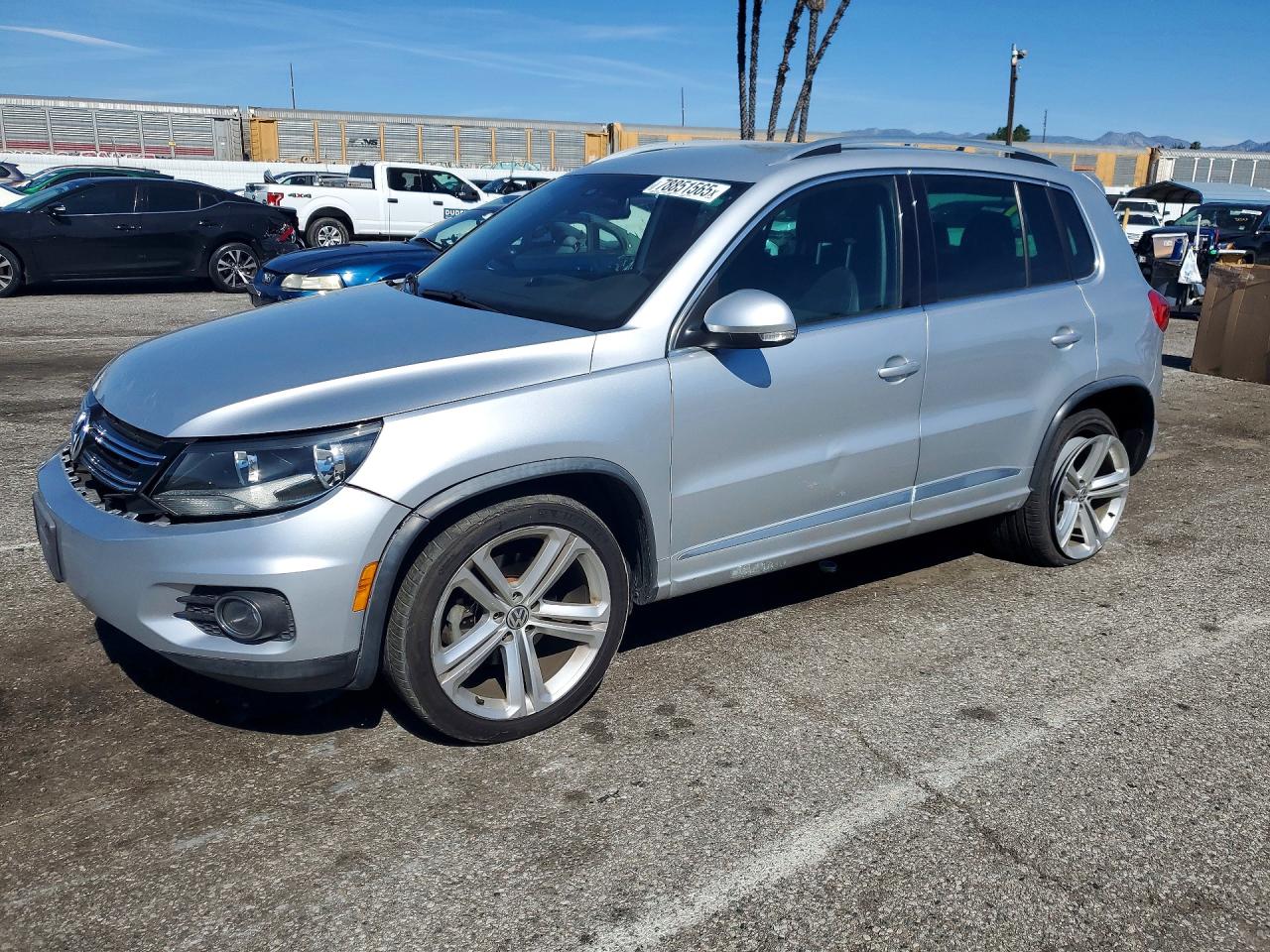 2016 VOLKSWAGEN TIGUAN