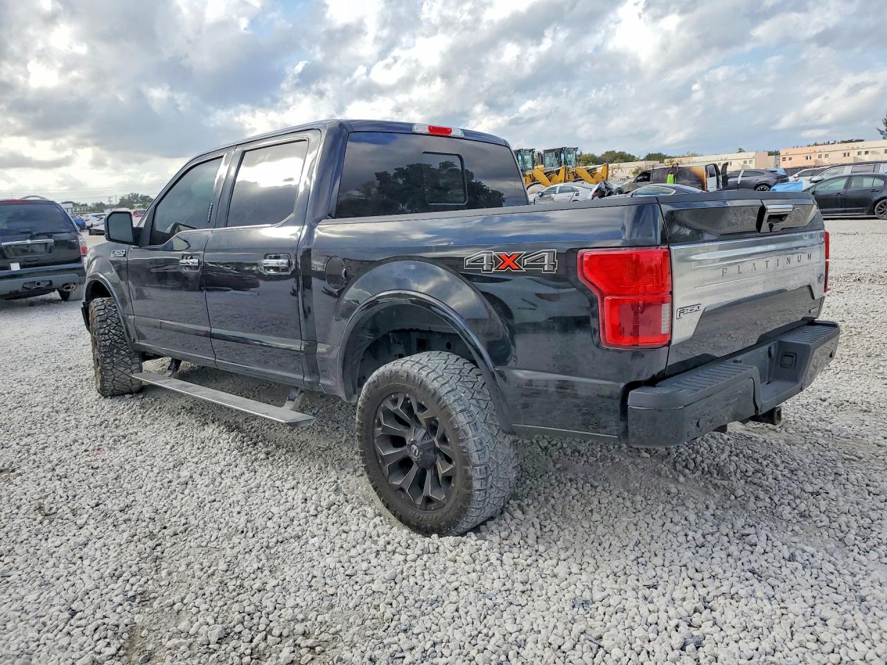 2020 FORD F150 SUPERCREW photo 3