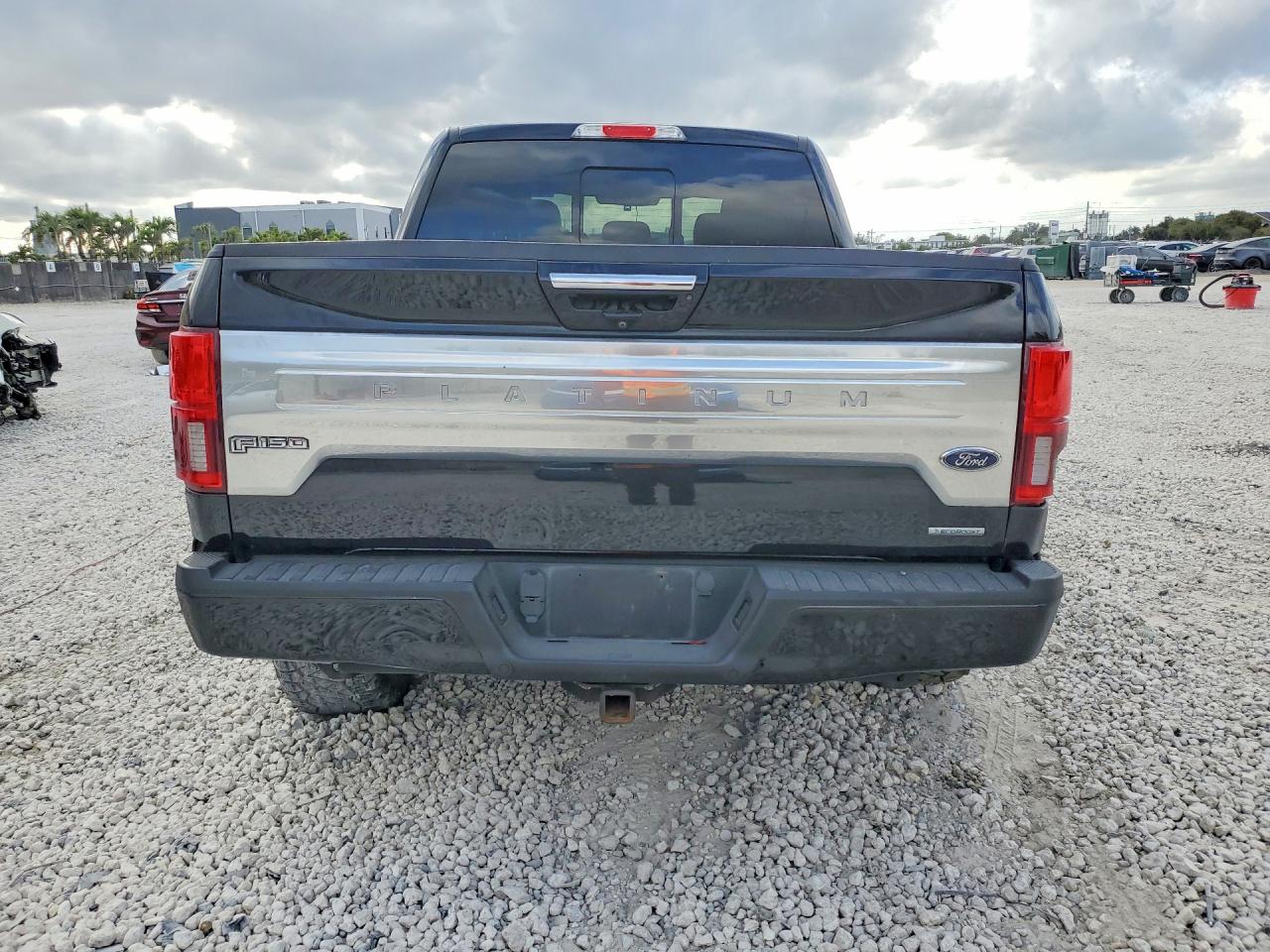 2020 FORD F150 SUPERCREW photo 11