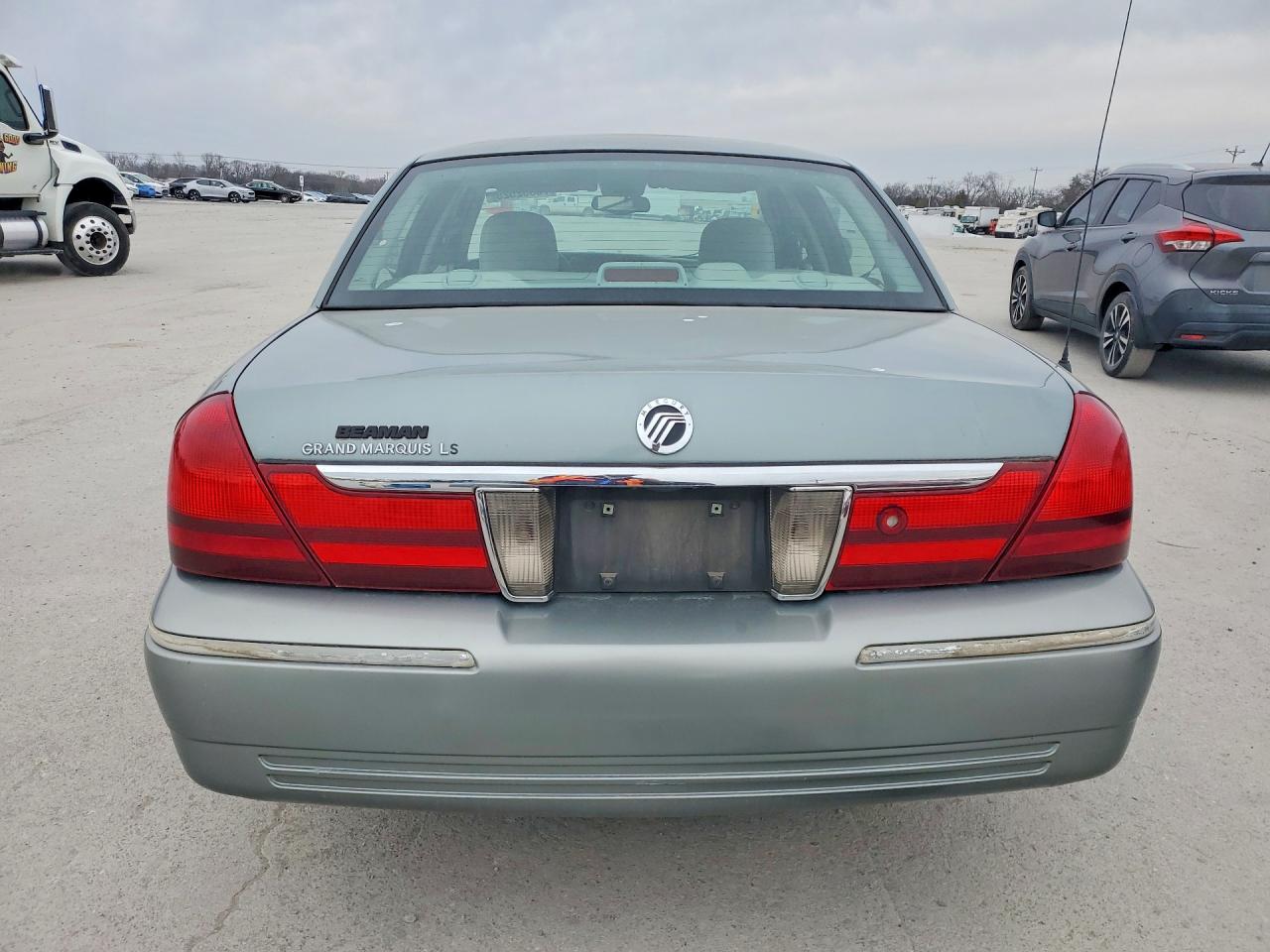 2005 MERCURY GRAND MARQUIS LS photo 6