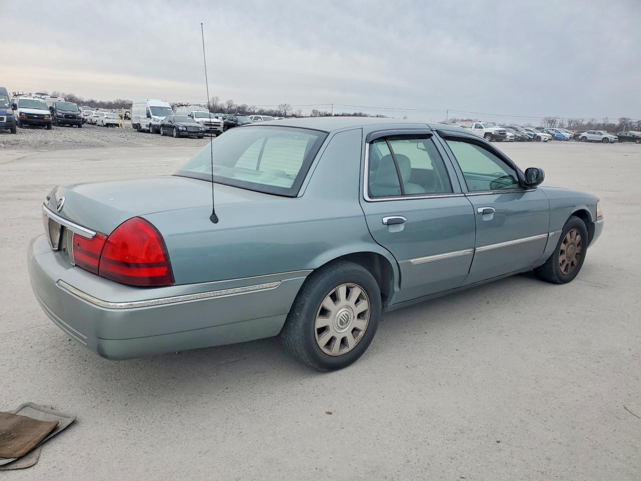 2005 MERCURY GRAND MARQUIS LS photo 3