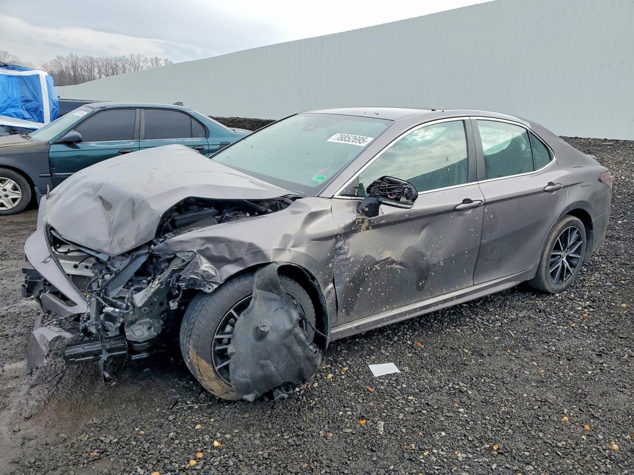 2024 TOYOTA CAMRY