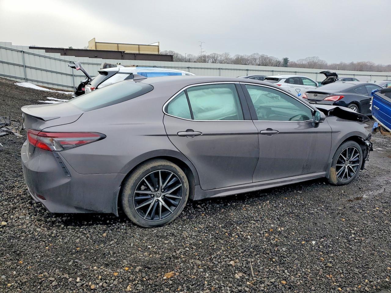 2024 TOYOTA CAMRY SE photo 7