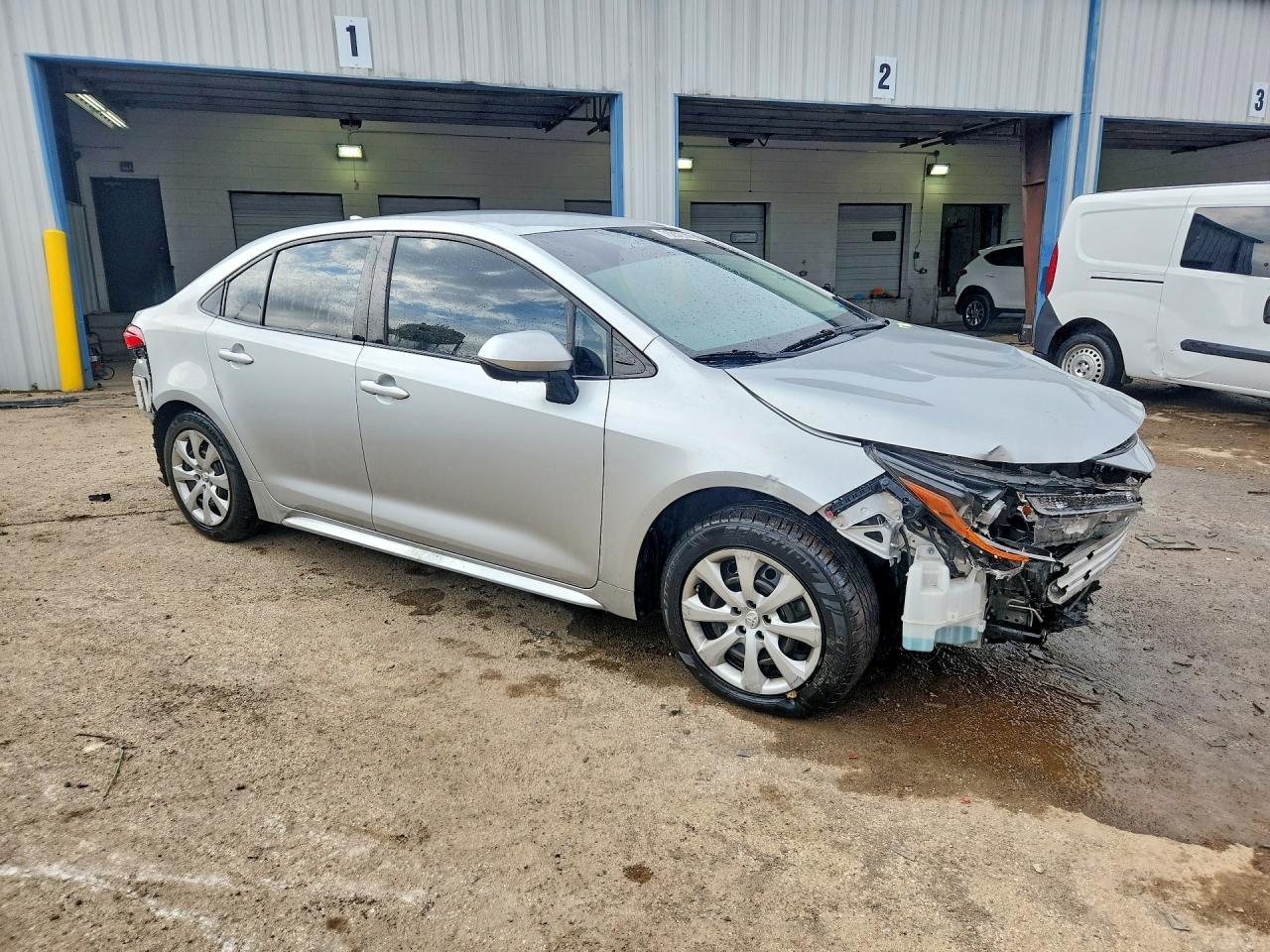 2020 TOYOTA COROLLA LE photo 4