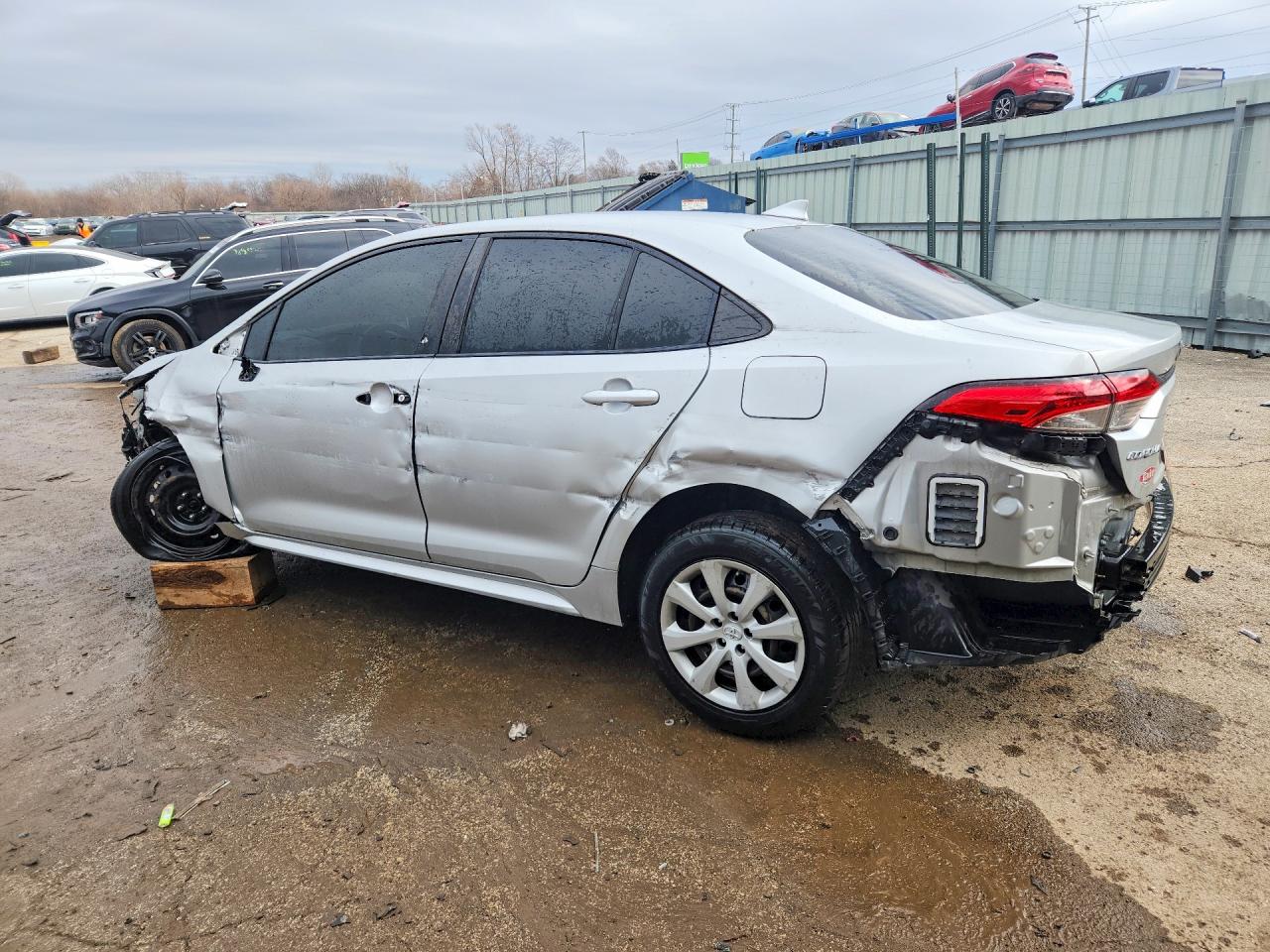 2020 TOYOTA COROLLA LE photo 2