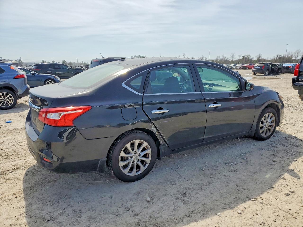 2017 NISSAN SENTRA SV photo 3