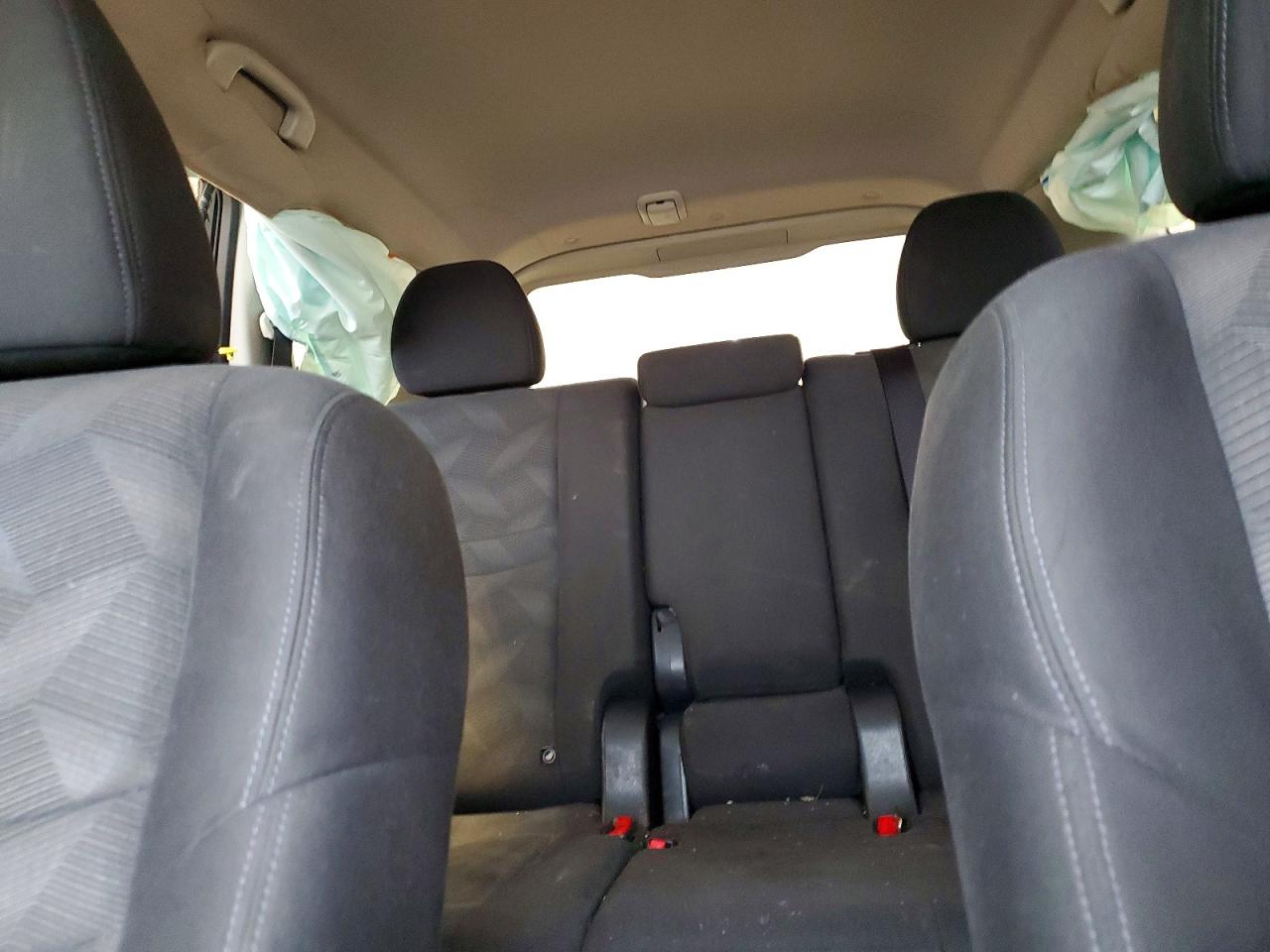 2016 NISSAN ROGUE S photo 19
