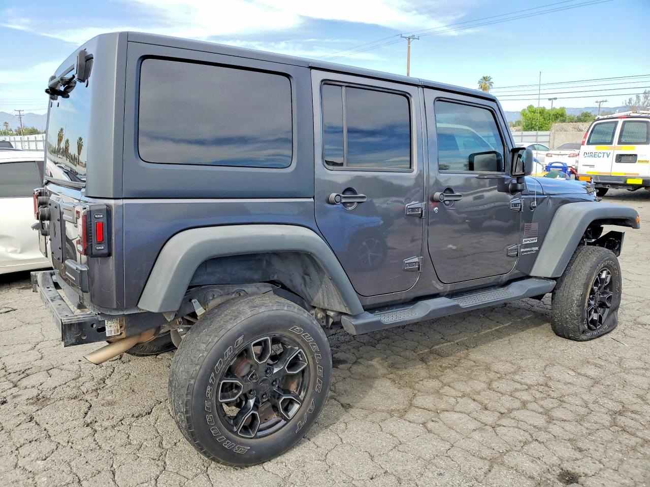 2018 JEEP WRANGLER UNLIMITED SPORT photo 3
