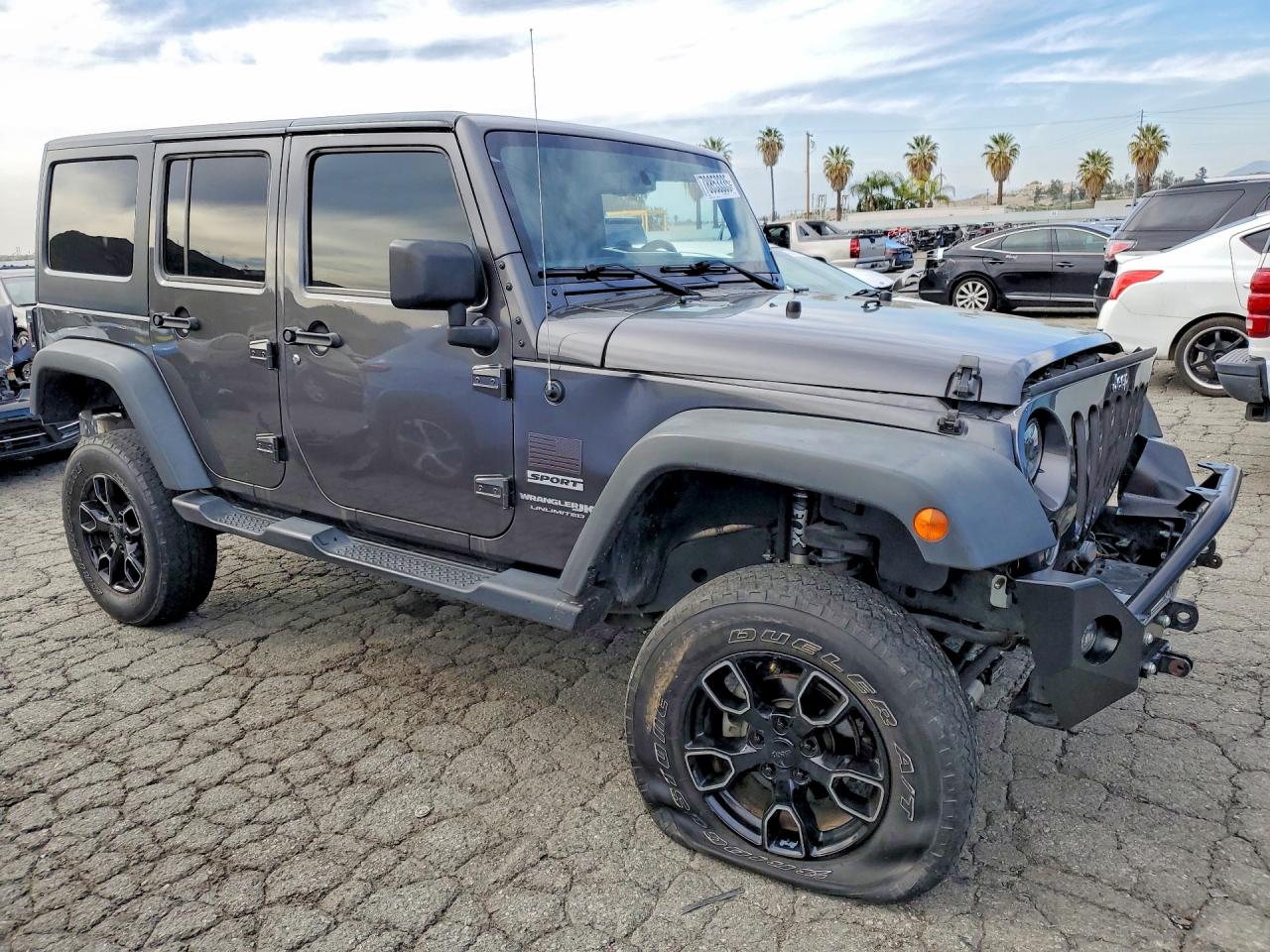 2018 JEEP WRANGLER UNLIMITED SPORT photo 4
