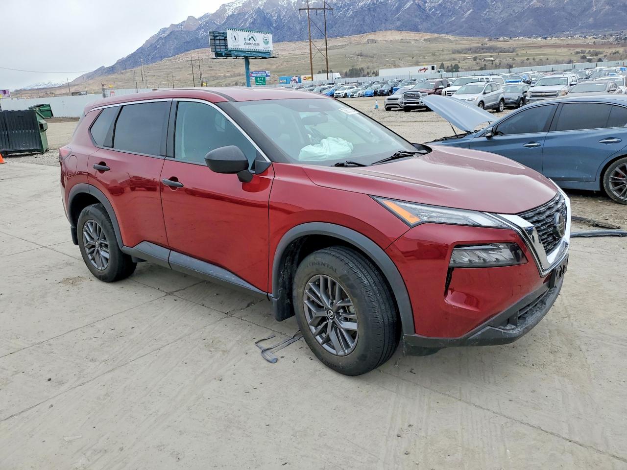 2021 NISSAN ROGUE S photo 10