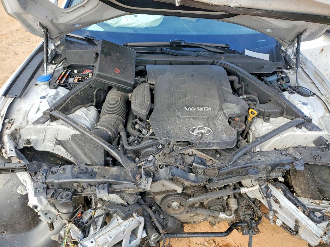 2015 HYUNDAI GENESIS 3.8L photo 11