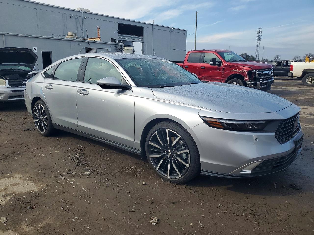 2025 HONDA ACCORD TOURING HYBRID photo 4
