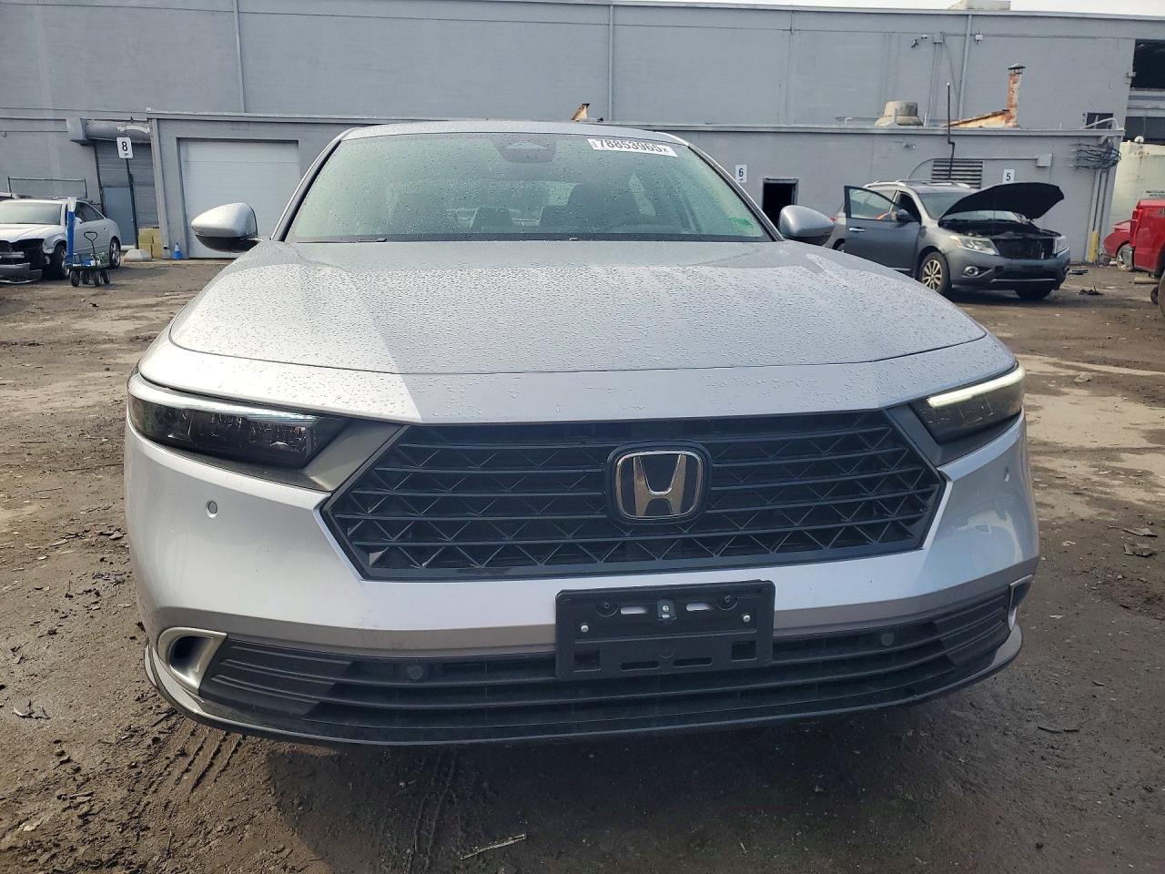 2025 HONDA ACCORD TOURING HYBRID photo 5
