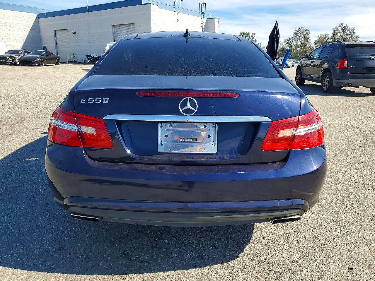 2012 MERCEDES-BENZ E 550 photo 11