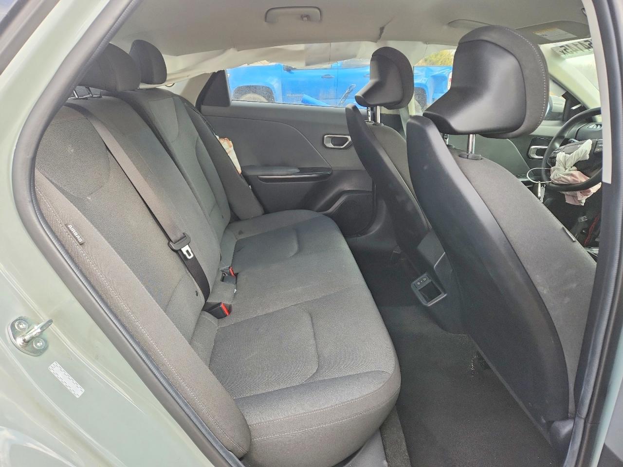 2025 KIA K4 LXS photo 28