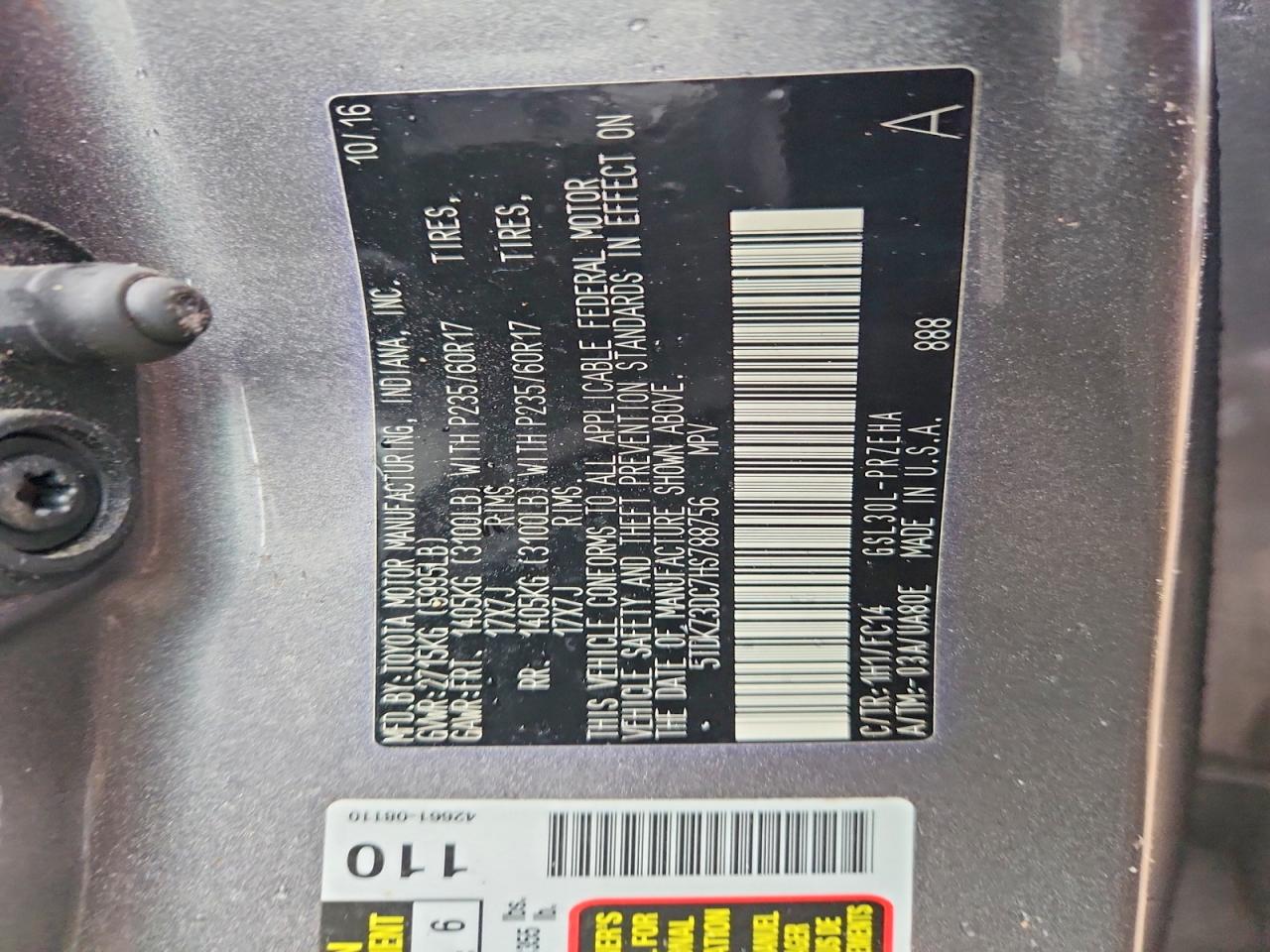 2017 TOYOTA SIENNA LE 8-PASSENGER photo 13