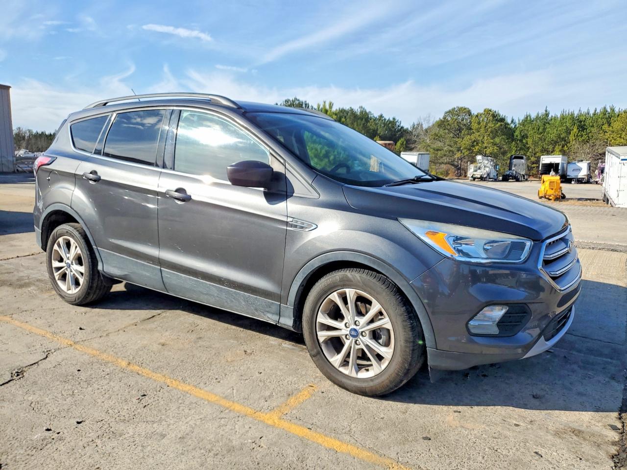 2018 FORD ESCAPE photo 4