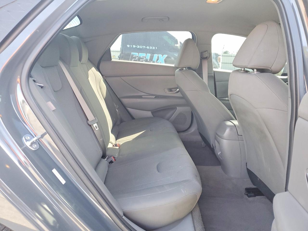 2025 HYUNDAI ELANTRA SE photo 19
