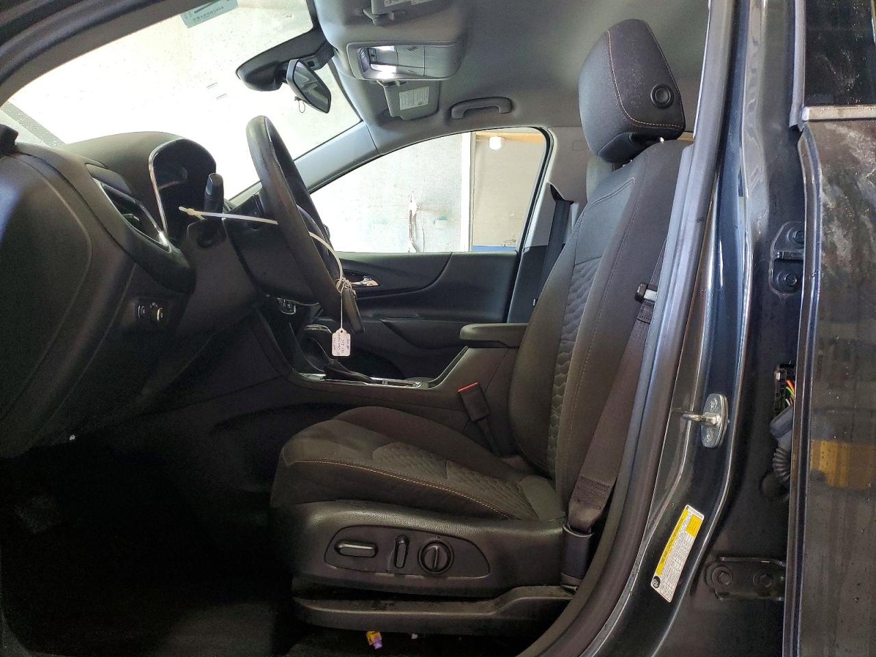 2020 CHEVROLET EQUINOX LT photo 7