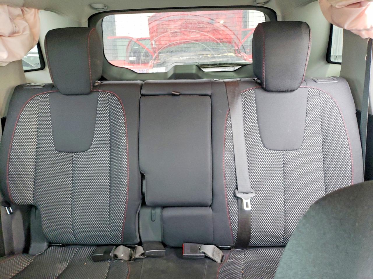 2015 GMC TERRAIN SLE photo 10