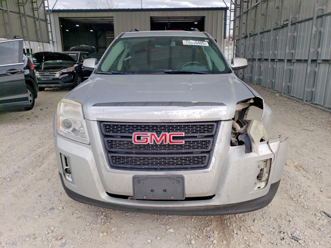 2015 GMC TERRAIN SLE photo 5