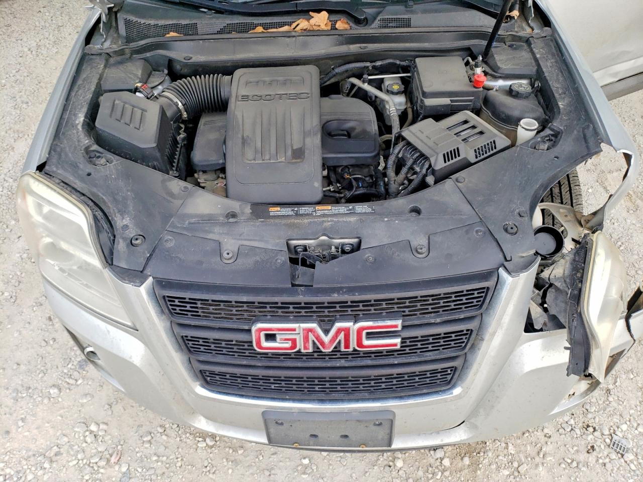 2015 GMC TERRAIN SLE photo 12