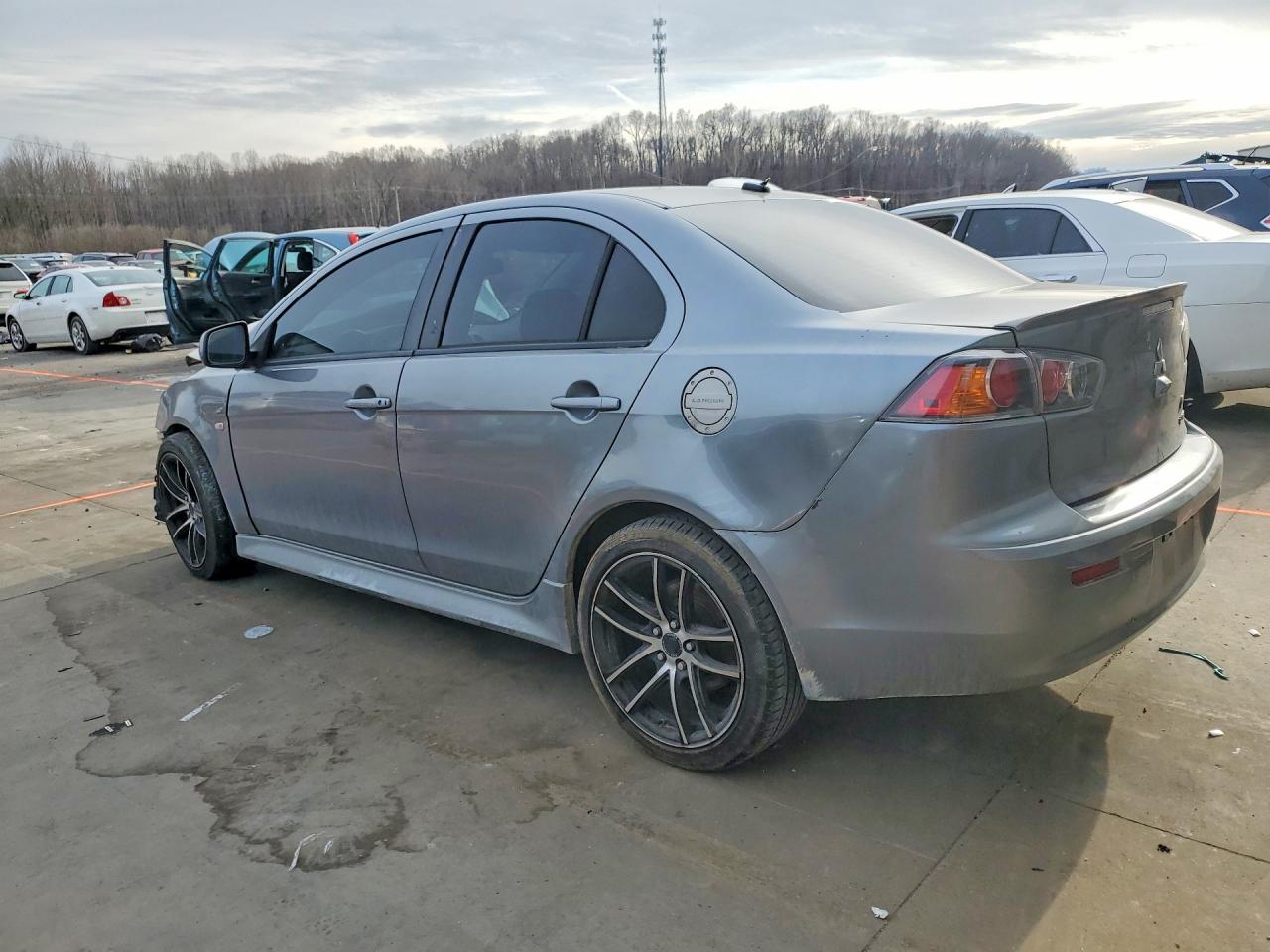 2012 MITSUBISHI LANCER GT photo 3