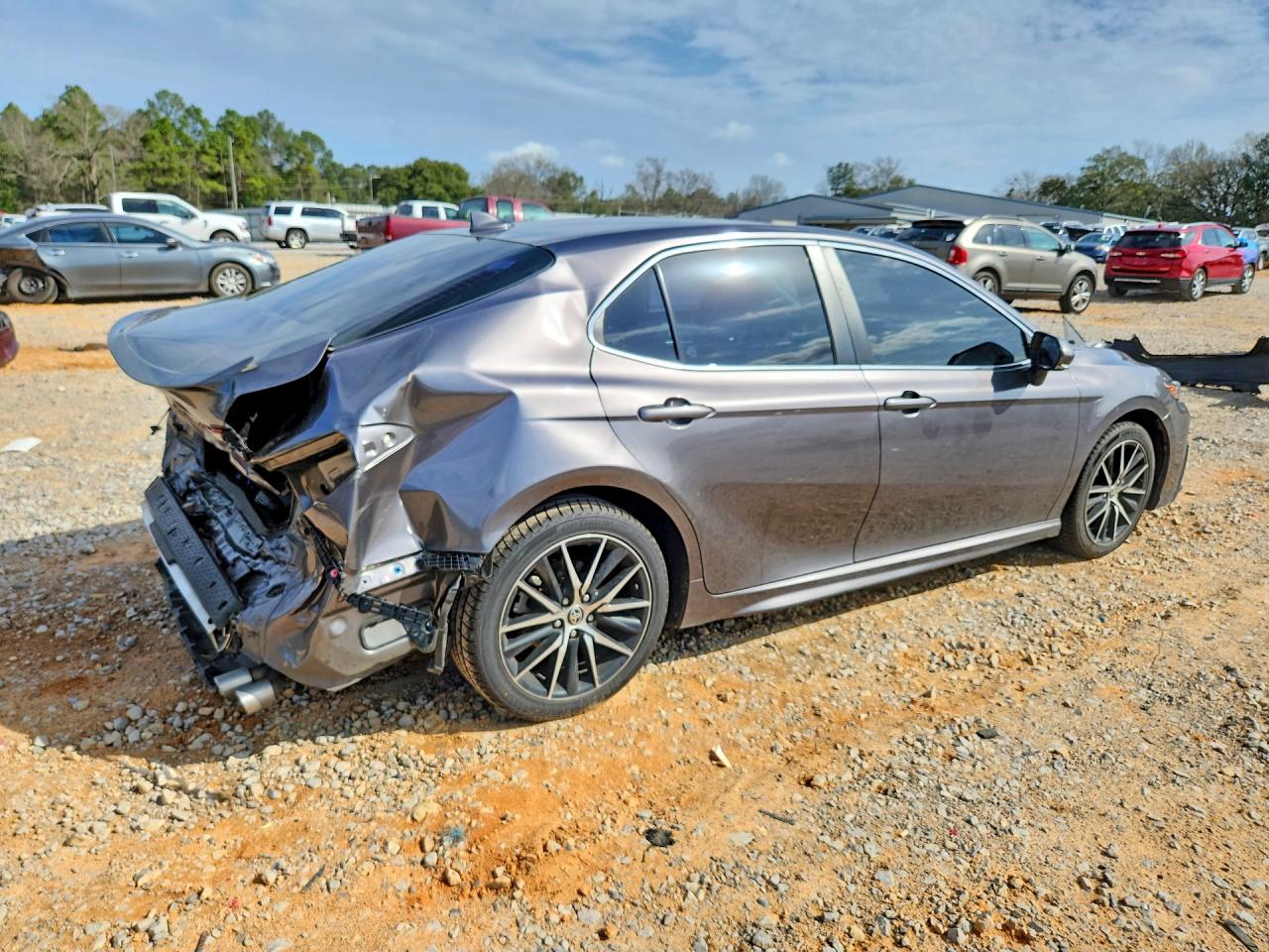 2022 TOYOTA CAMRY SE photo 7