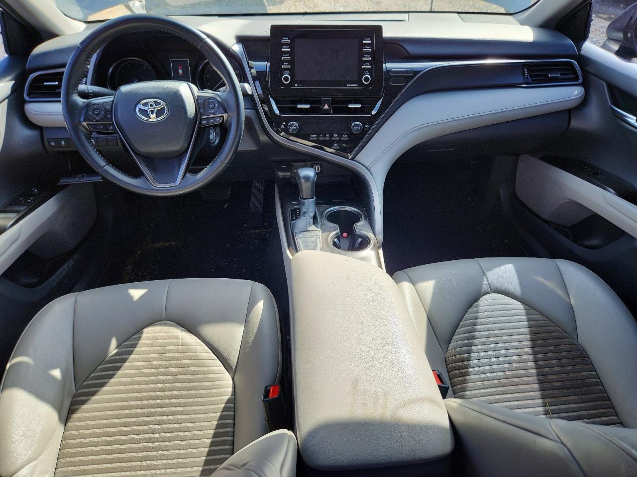 2022 TOYOTA CAMRY SE photo 22