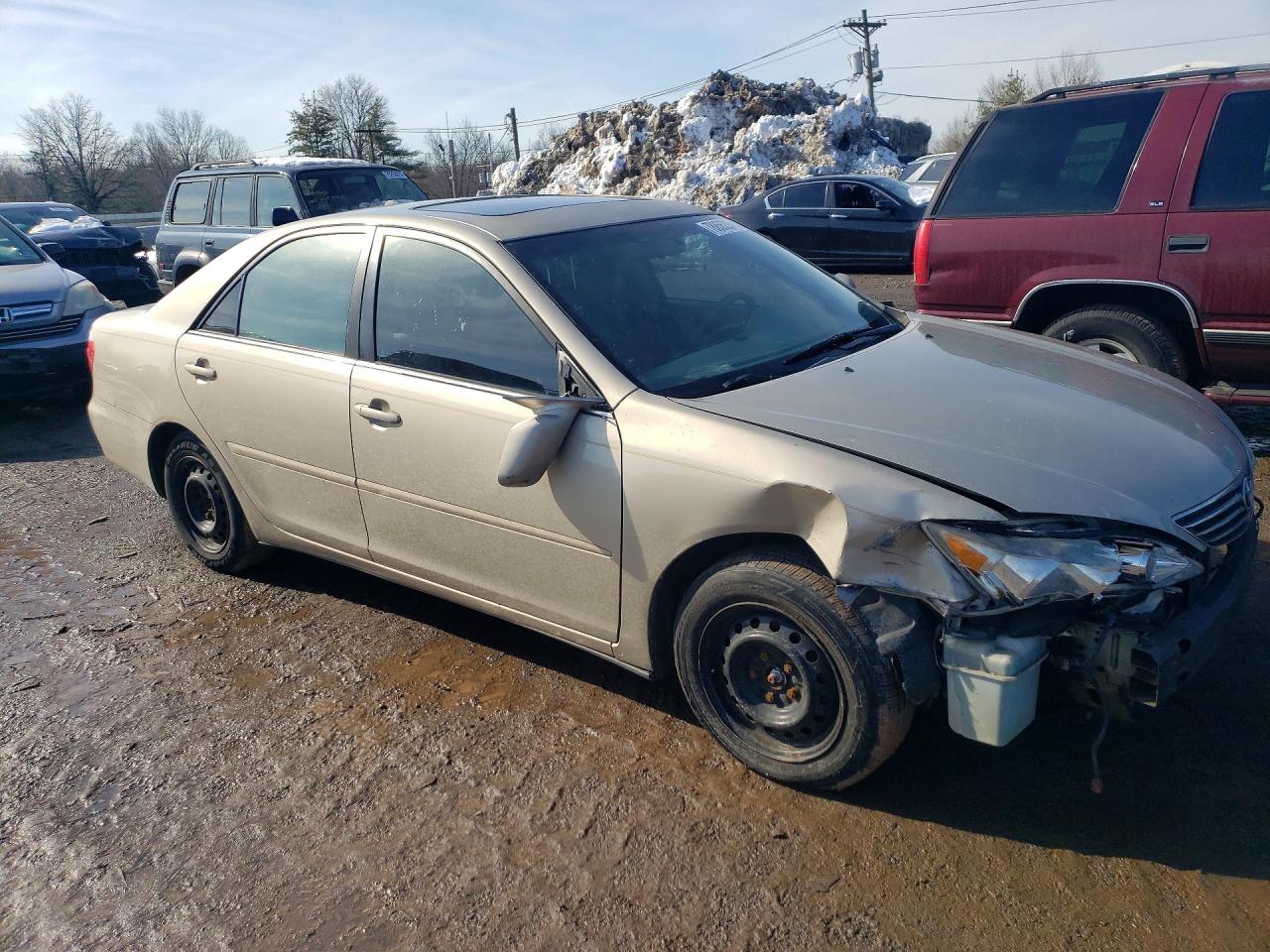 2005 TOYOTA CAMRY LE photo 7