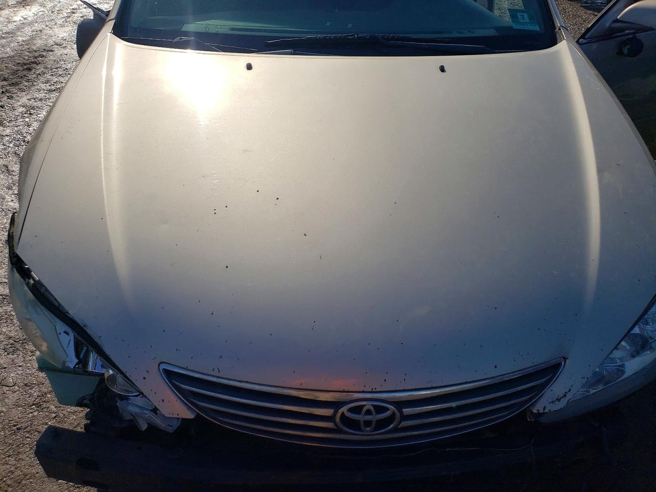 2005 TOYOTA CAMRY LE photo 21