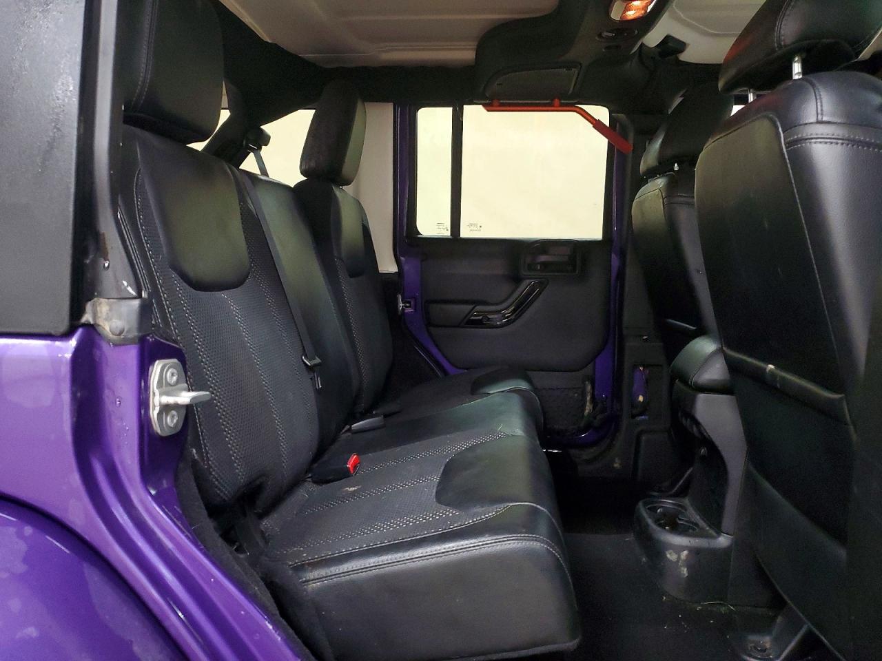 2016 JEEP WRANGLER UNLIMITED SAHARA photo 10