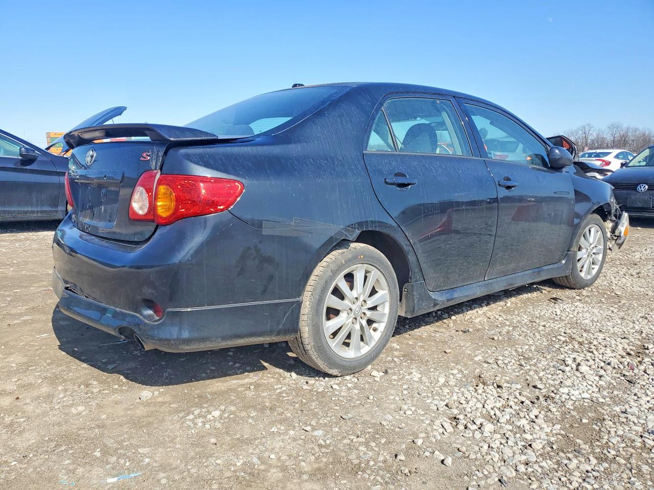 2010 TOYOTA COROLLA S photo 5