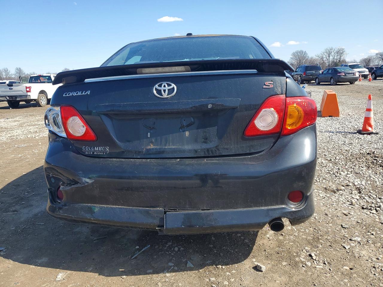 2010 TOYOTA COROLLA S photo 11