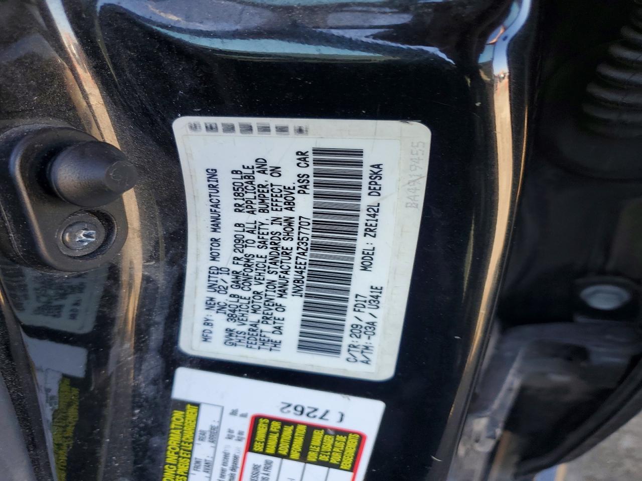2010 TOYOTA COROLLA S photo 23