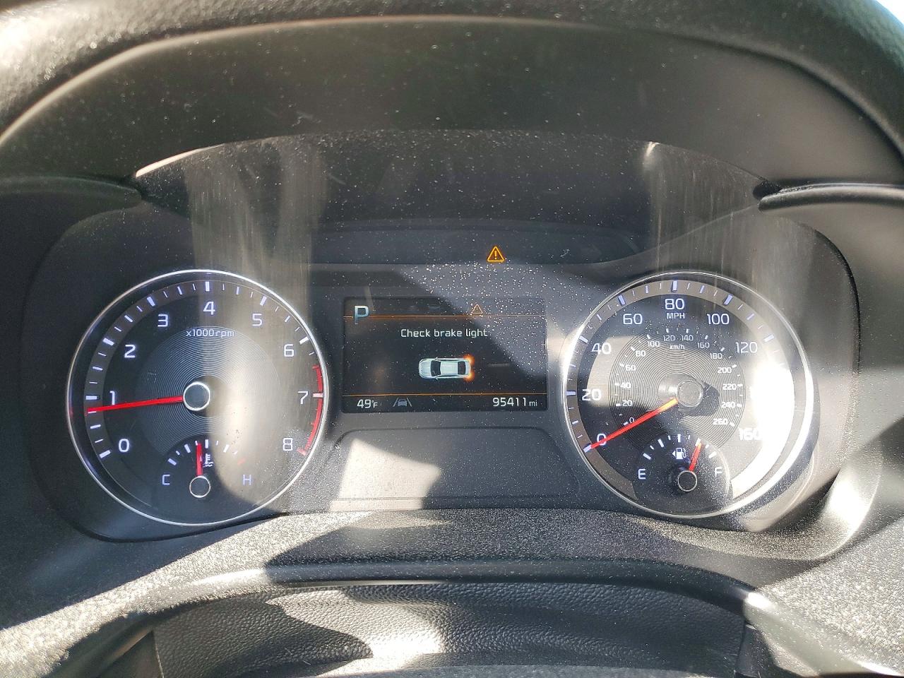 2023 KIA FORTE LXS photo 9