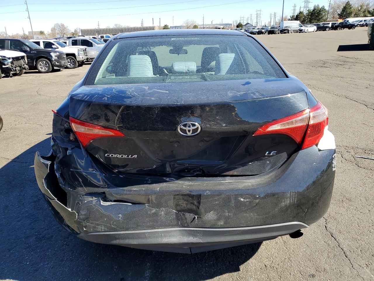 2017 TOYOTA COROLLA LE photo 6