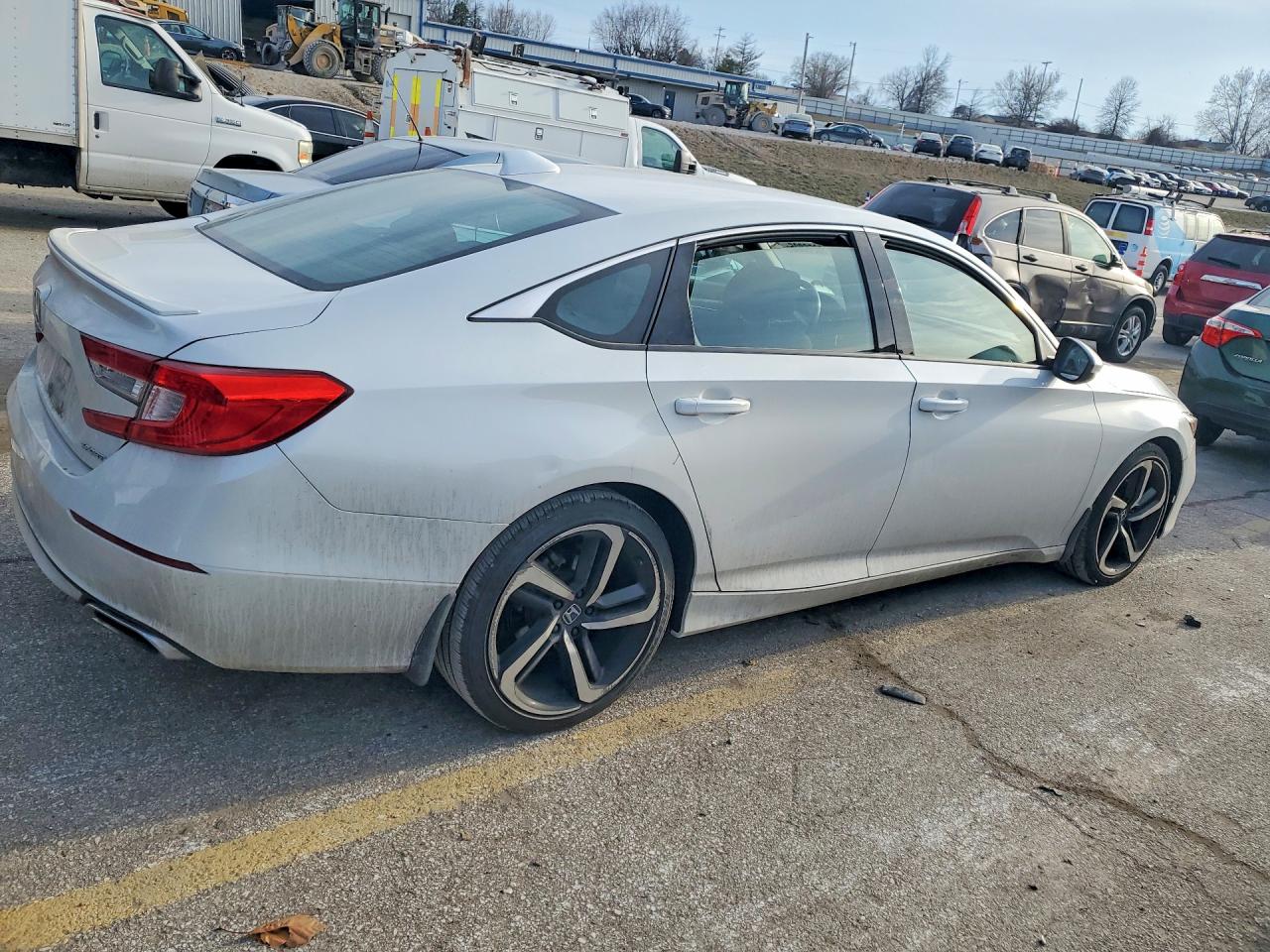 2020 HONDA ACCORD SPORT photo 3