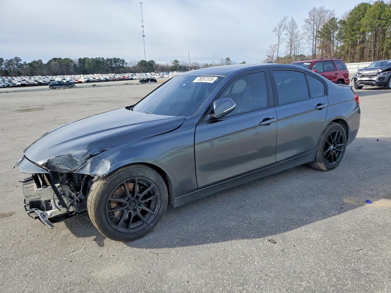 2016 BMW 320