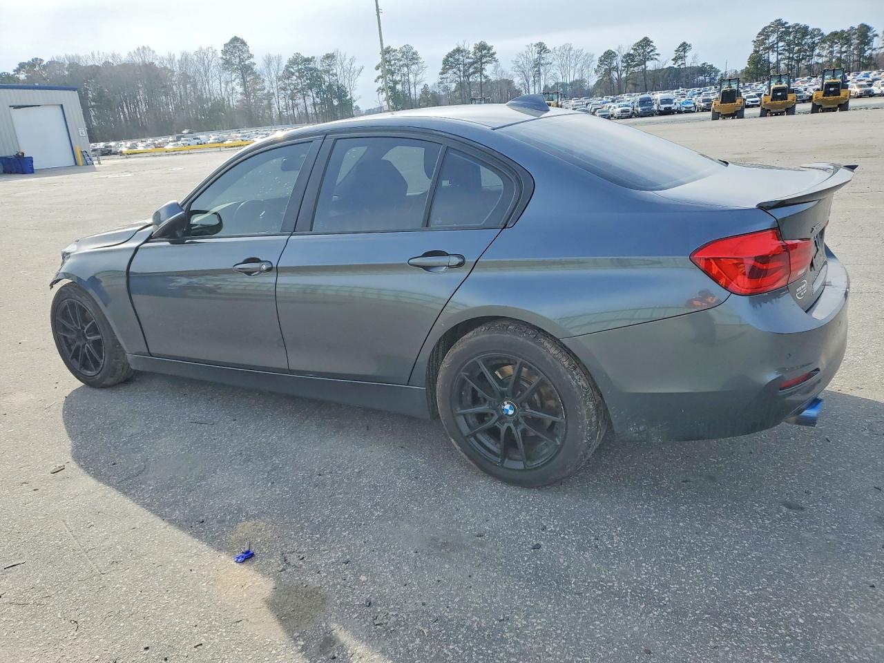 2016 BMW 320 XI photo 2