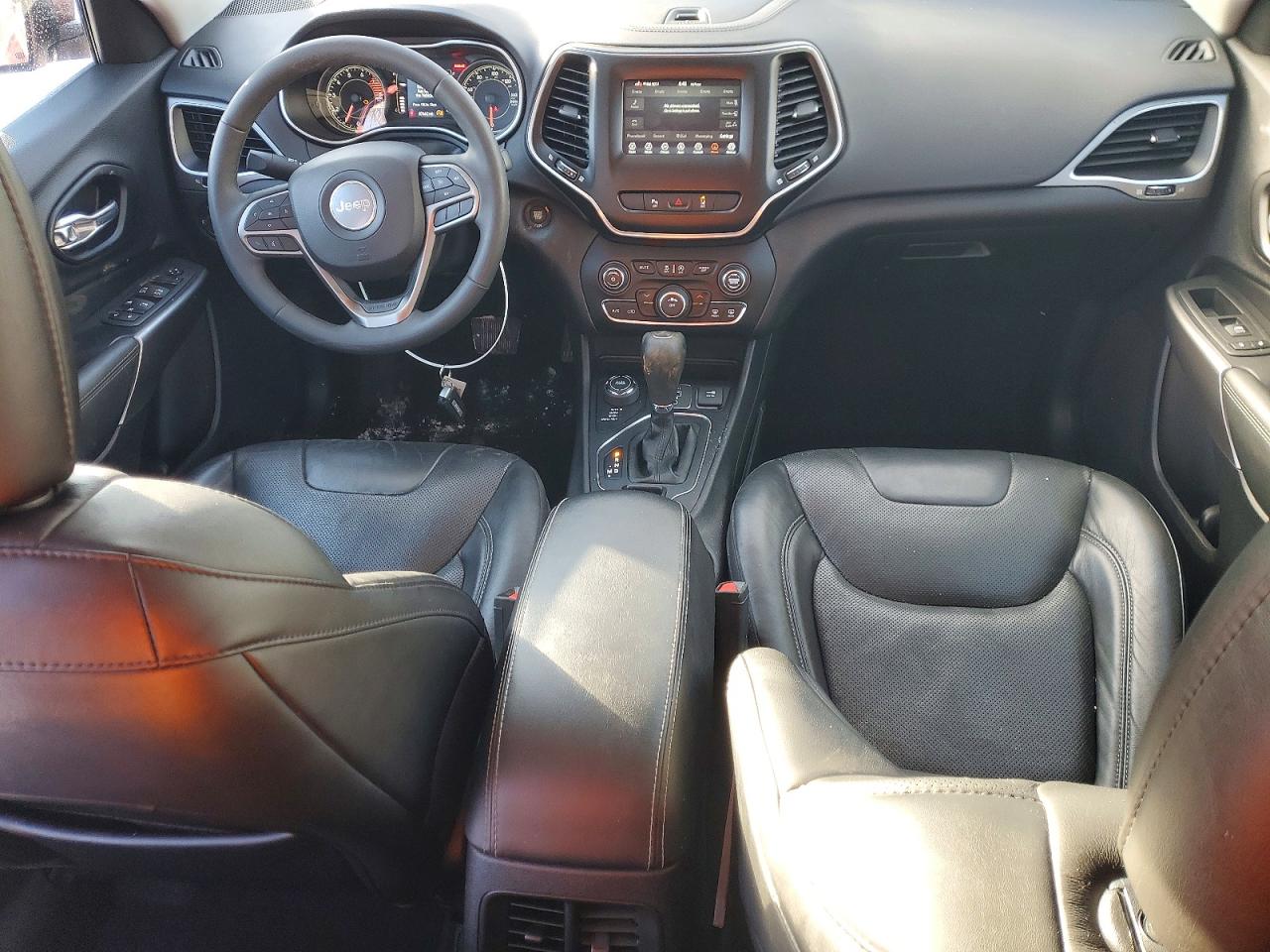 2021 JEEP CHEROKEE LATITUDE LUX photo 15