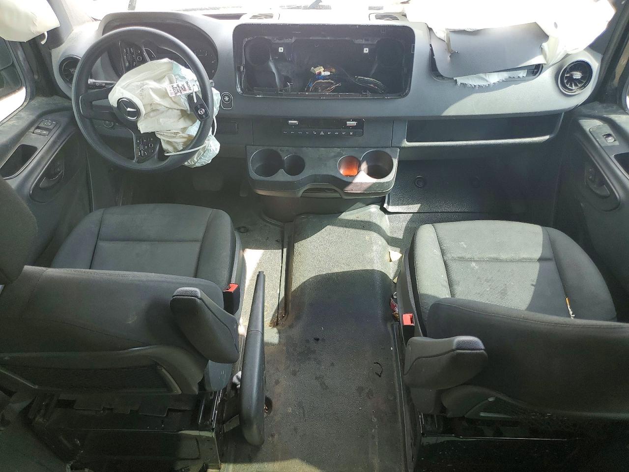 2019 MERCEDES-BENZ SPRINTER 2500 photo 15