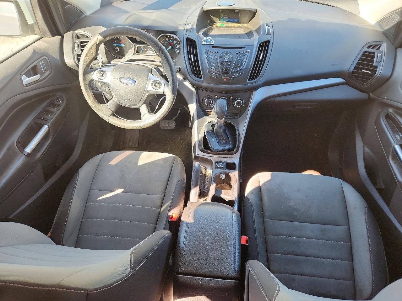 2016 FORD ESCAPE SE photo 8